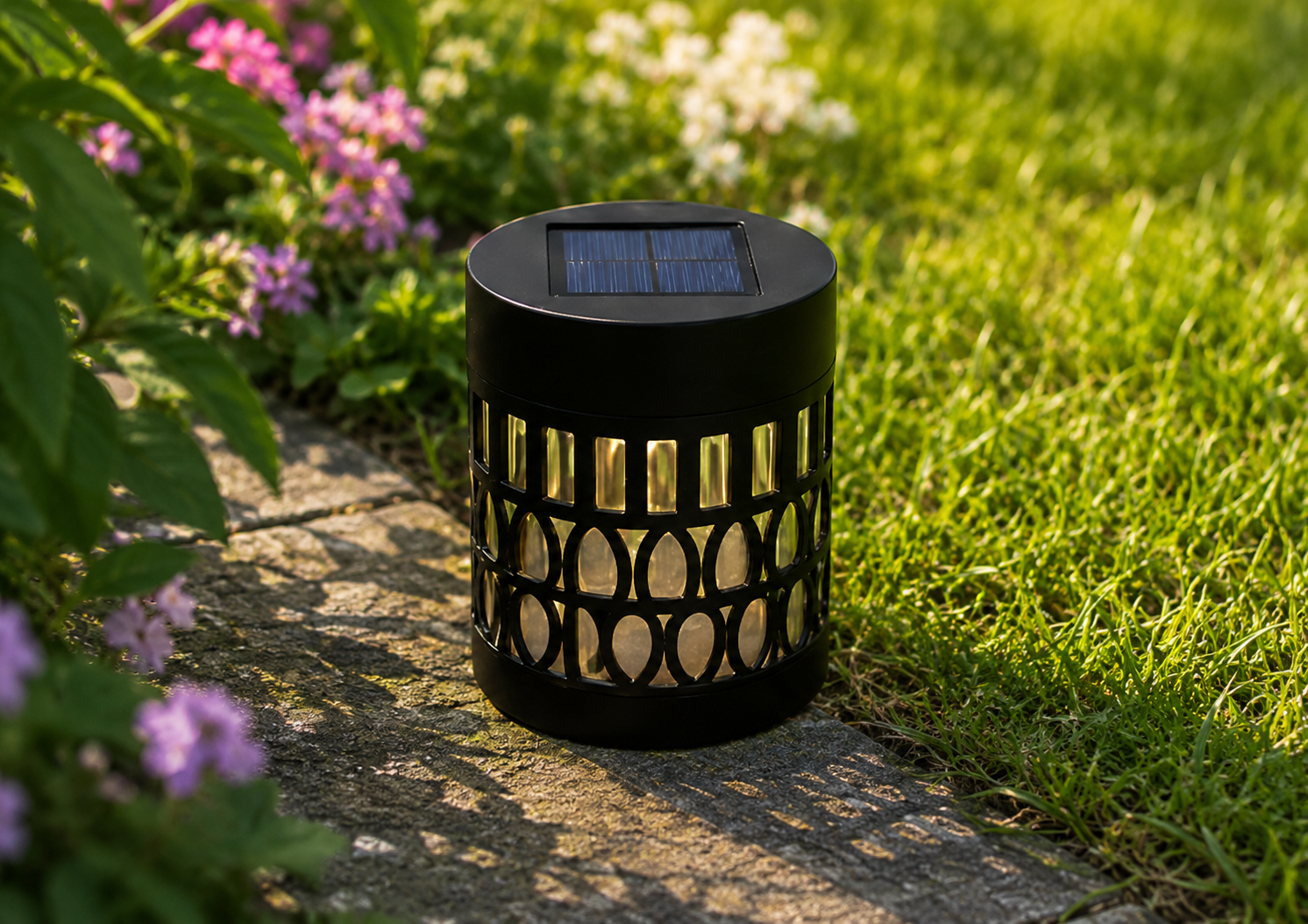 Cozy Garden solar light placed outdoors in sunlight